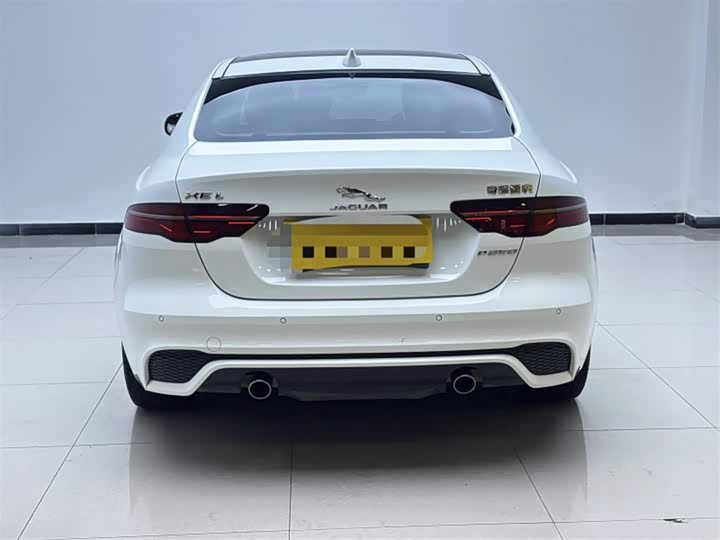 Jaguar XEL 2023 2.0 T 250 PS R-DYNAMIC S — фото 9