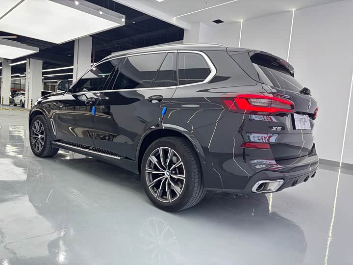 BMW X5 — фото 20