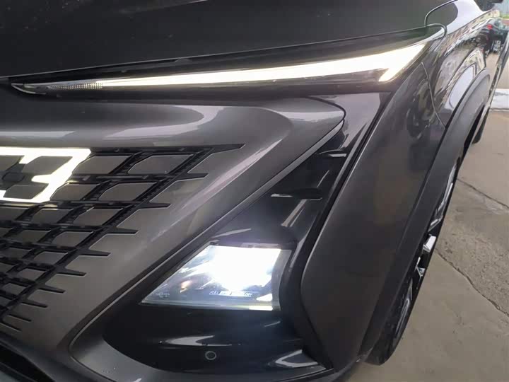 Changan UNI-T 2022 1.5 T Premium — фото 24