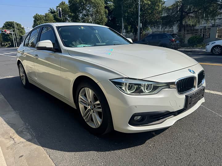 BMW 3 Series 320i стиль — фото 3