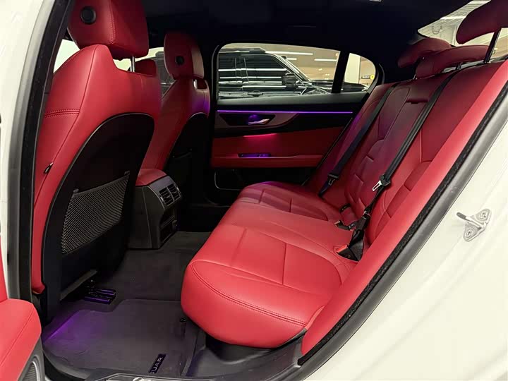 Jaguar XEL 2021 2.0 T 250 PS R-DYNAMIC S — фото 11