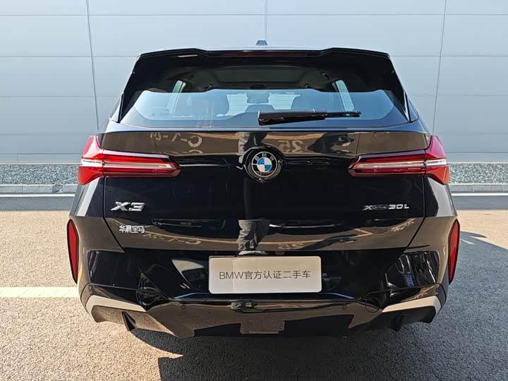 BMW X3 2025 x Drive 30 L Leading M — фото 9