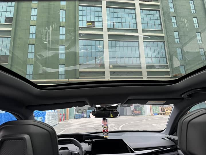 Changan UNI-V 2022 1.5 T — фото 15