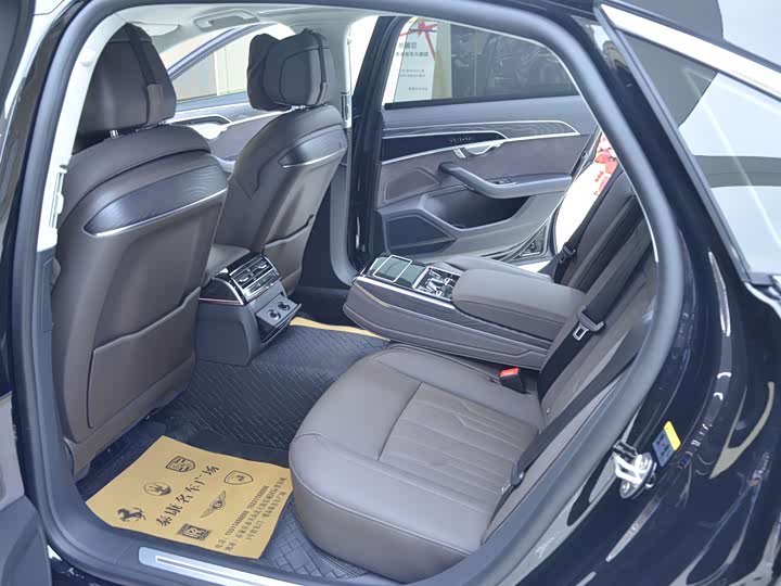 Audi A8 2026 A 8 L 45 TFSI quattro Luxury — фото 5