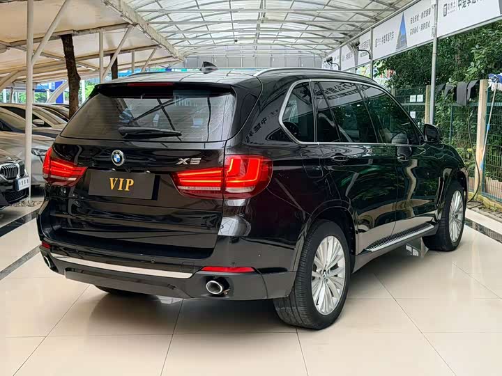 BMW X5 2017 x Drive 28i — фото 3