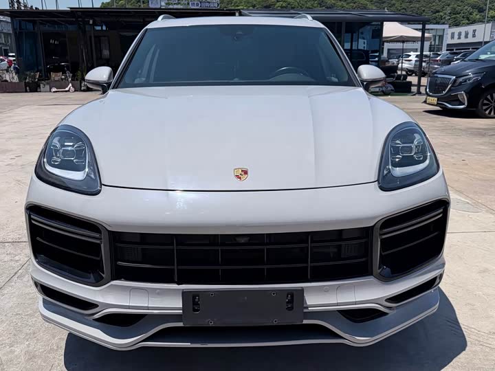 Porsche Cayenne 2019 Cayenne 3.0 T — фото 2