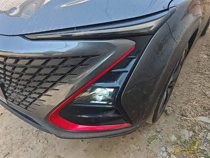 Changan UNI-T 2020 1.5 T Premium — фото 24