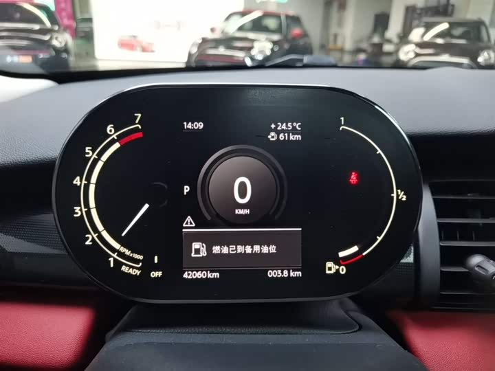 MINI Hatch — фото 12