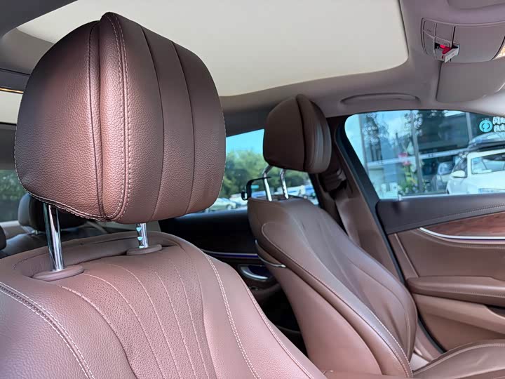 Mercedes-Benz E-Class E 300 L стиль — фото 15