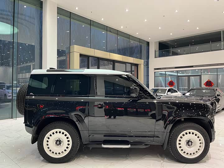 Land Rover Defender — фото 10
