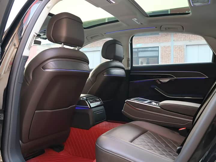 Audi A8 2024 A 8 L 50 TFSI quattro — фото 8