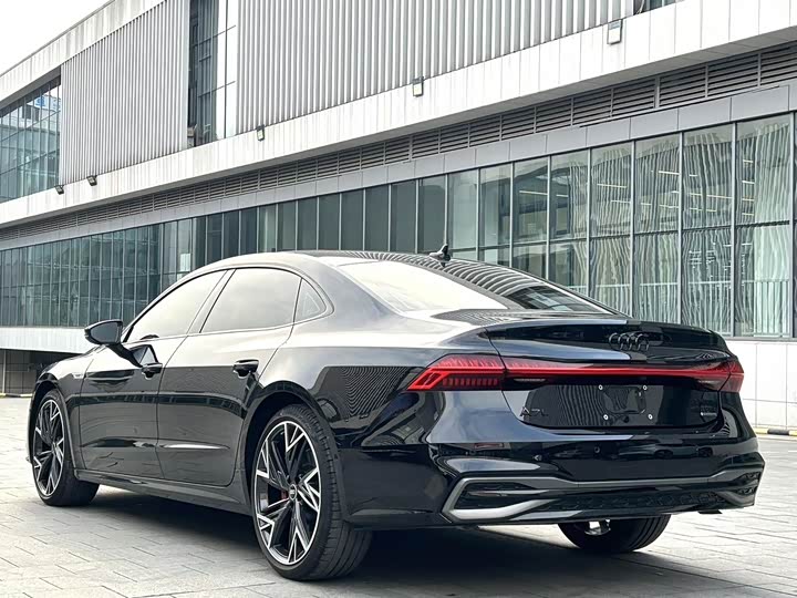 Audi A7L 45 TFSI quattro — фото 8