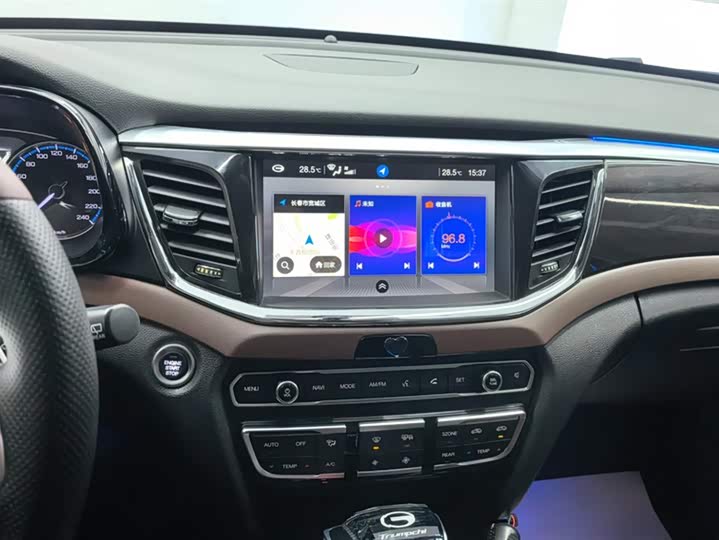 Trumpchi GS8 2017 320 T 2 WD （ ） — фото 13
