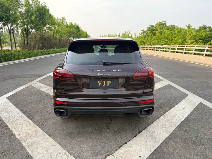 Porsche Cayenne 2018 Cayenne 3.0 T — фото 8