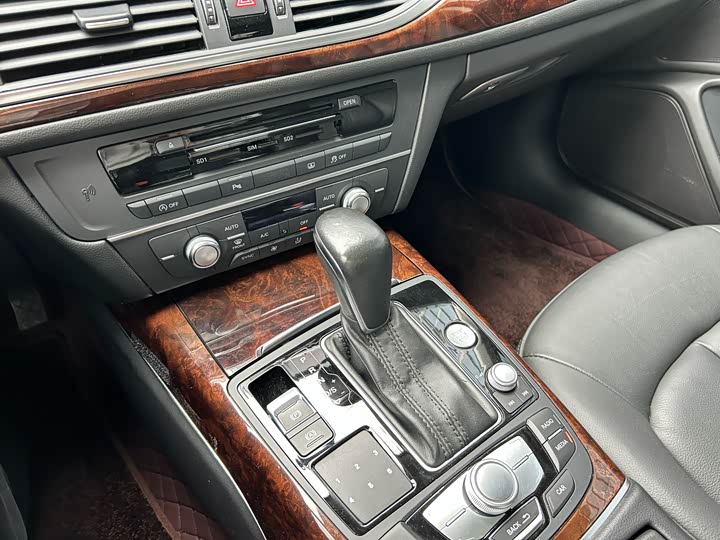 Audi A6L TFSI комфорт — фото 12