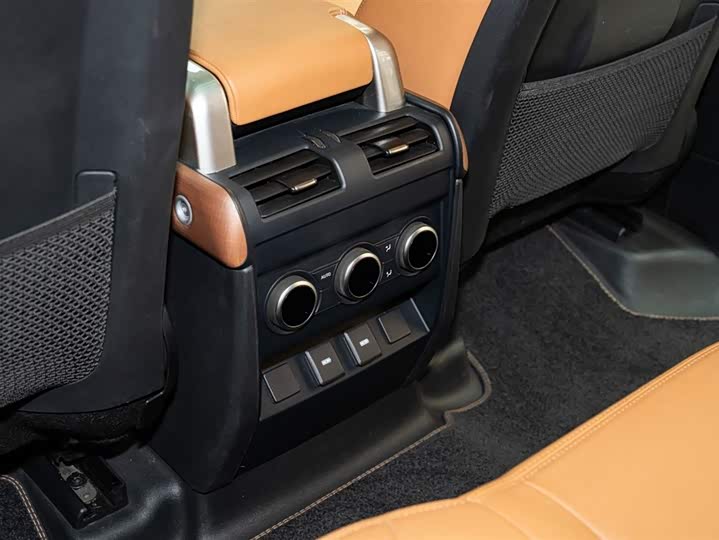 Land Rover Defender — фото 17