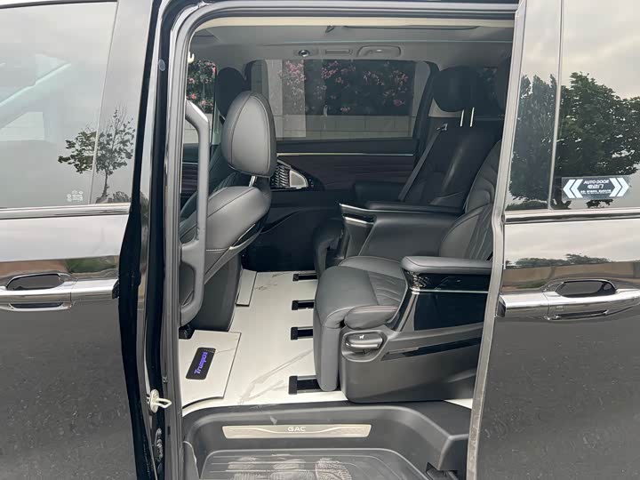 Trumpchi M8 2024 Hybrid — фото 7