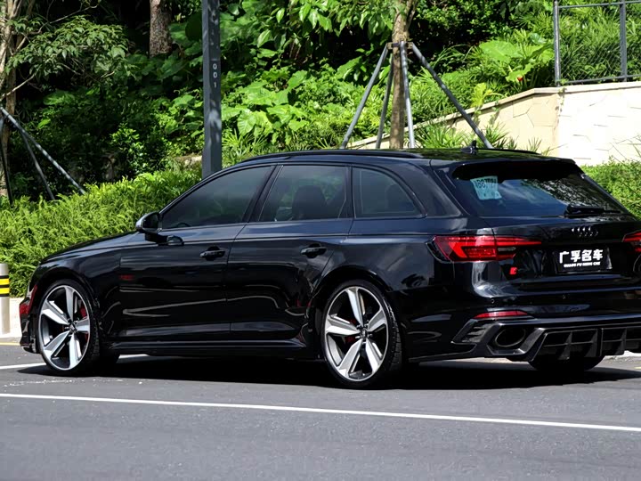 Audi RS 4 RS 4 2.9T Avant — фото 3