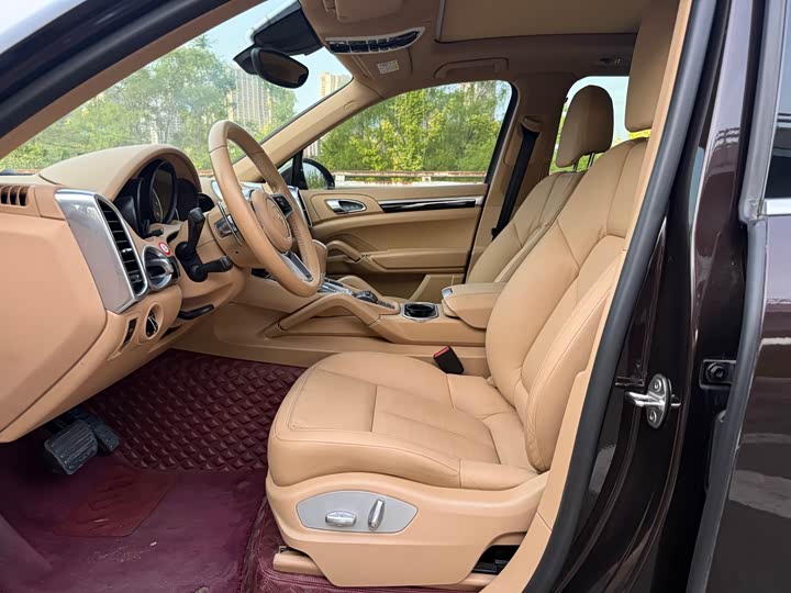 Porsche Cayenne 2018 Cayenne 3.0 T — фото 4