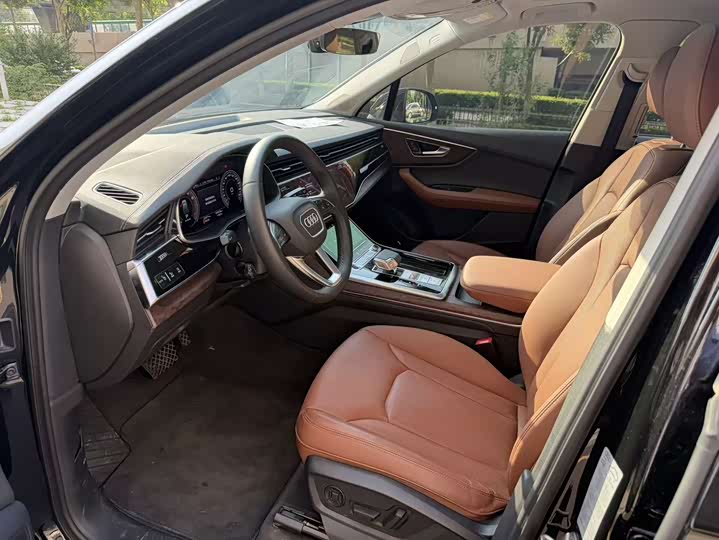 Audi Q7 2023 55 TFSI quattro S line Sport — фото 9