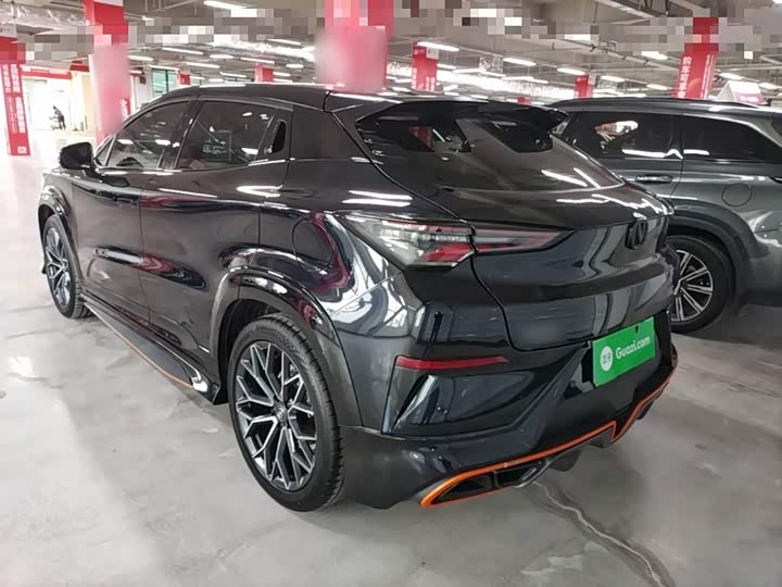 Changan UNI-T 2022 1.5 T Premium — фото 5