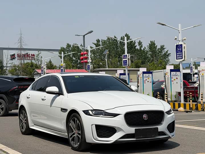 Jaguar XEL 2024 2.0 T 250 PS R-DYNAMIC S — фото 3