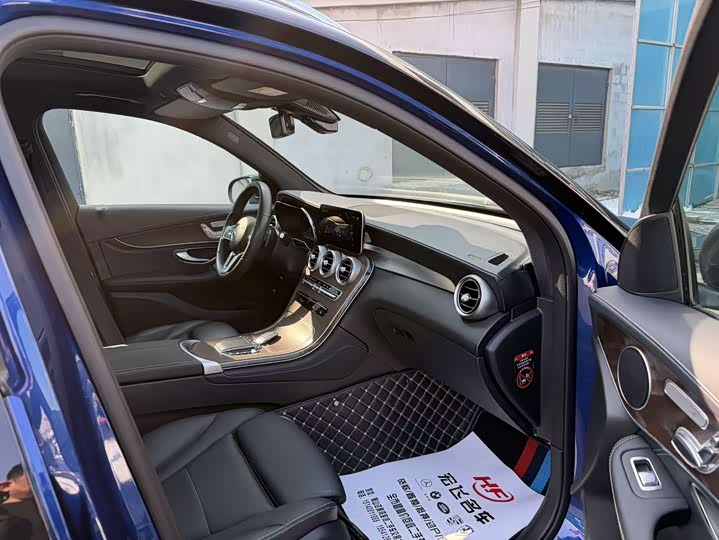 Mercedes-Benz GLC 2020 GLC 260 L 4 MATIC Luxury — фото 12