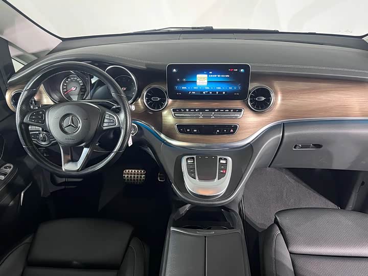 Mercedes-Benz V-Class 2022 V 260 — фото 7