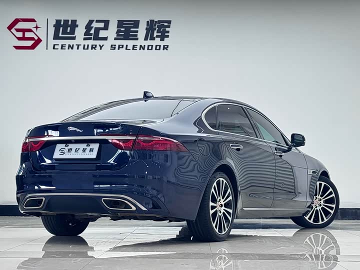 Jaguar XFL 2022 XFL 2.0 T P 250 2 WD — фото 4