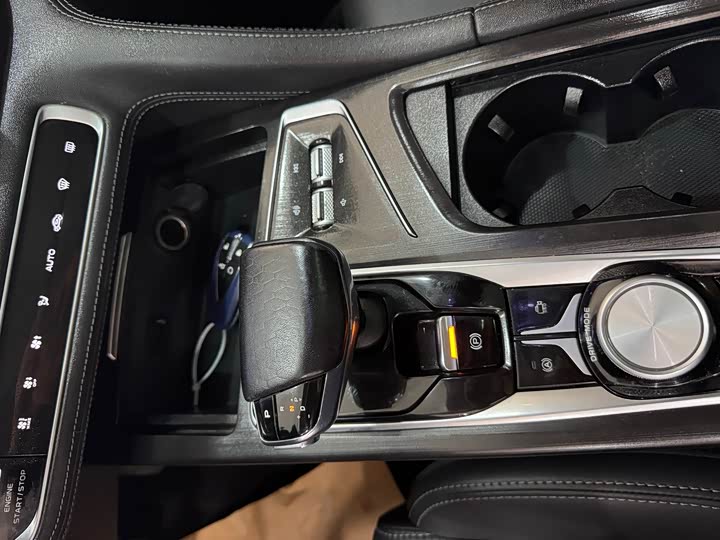 Changan CS75 PLUS 2021 1.5 T ATPremium — фото 13