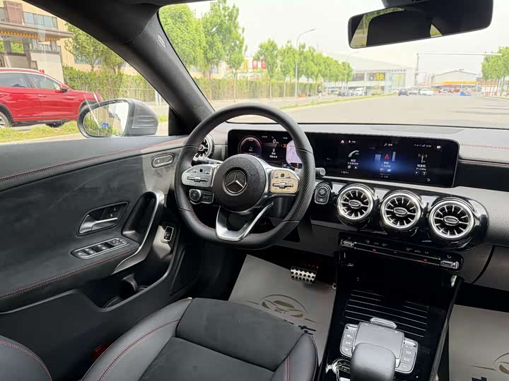 Mercedes-Benz CLA — фото 24