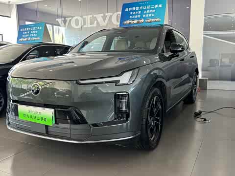 Volvo XC70 Hybrid 2026 4 WD Core — фото 18