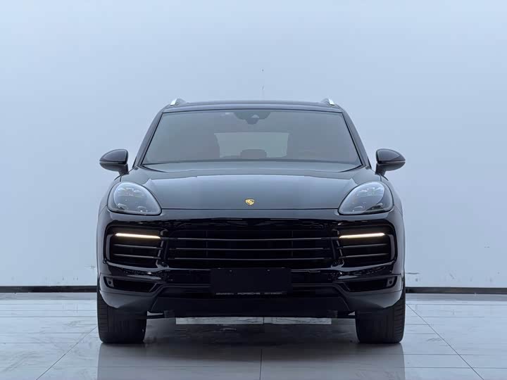 Porsche Cayenne 2018 Cayenne 3.0 T — фото 2