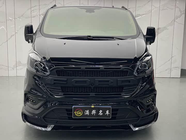 Ford Tourneo — фото 2