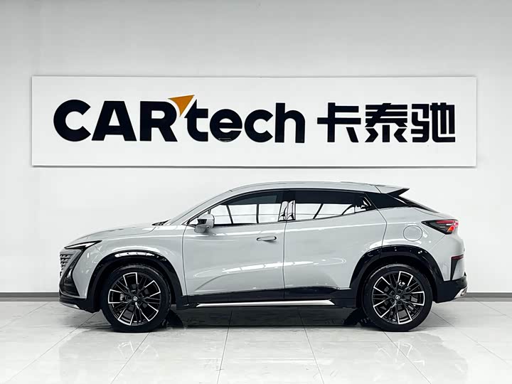 Changan UNI-T 2023 1.5 T Premium — фото 3