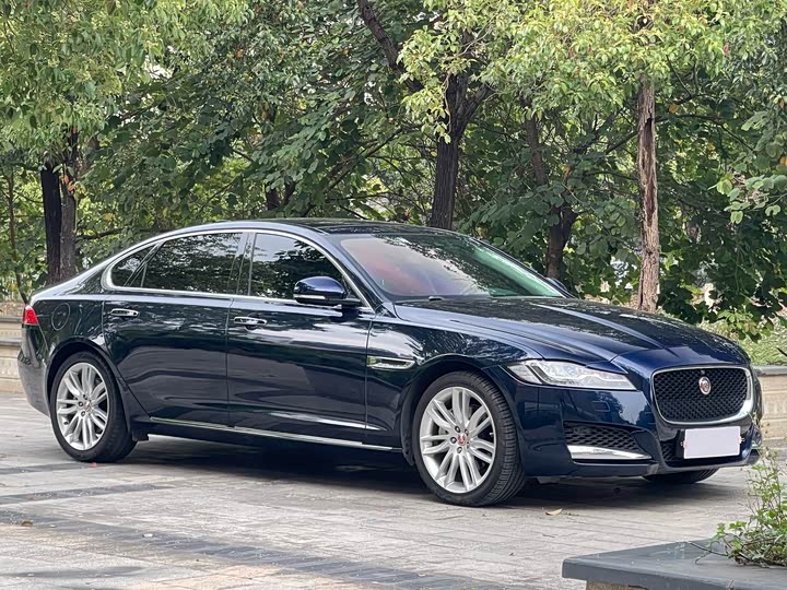 Jaguar XFL 2020 XFL 2.0 T P 250 4 WD — фото 3