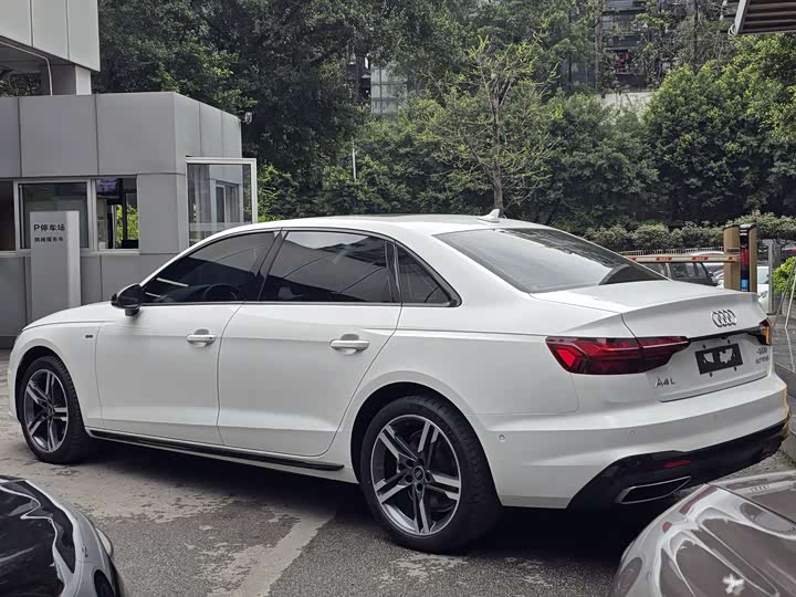 Audi A4L 2023 40 TFSI — фото 6