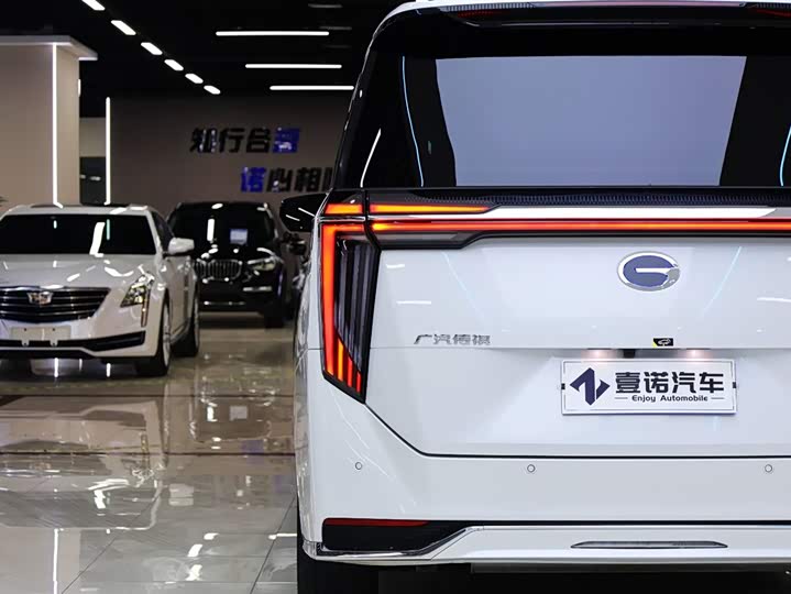 Trumpchi M8 2024 Hybrid — фото 13