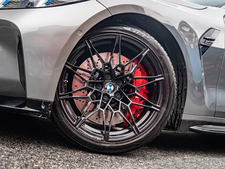 BMW M4 — фото 5