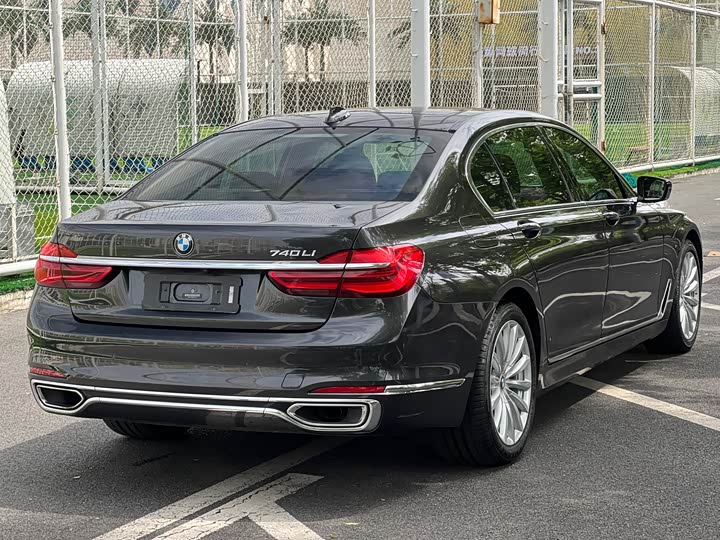 BMW 7-Series 2017 740 Li Leading — фото 6