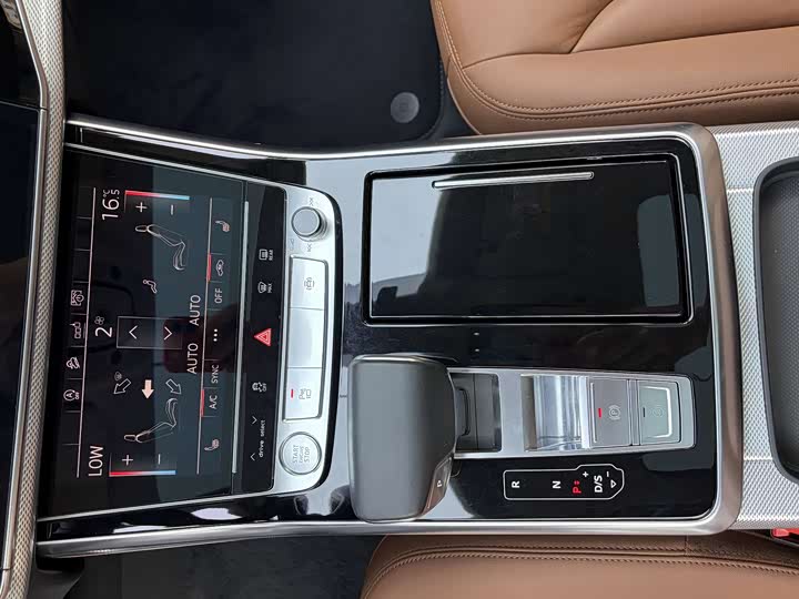 Audi Q8 2019 45 TFSI — фото 5