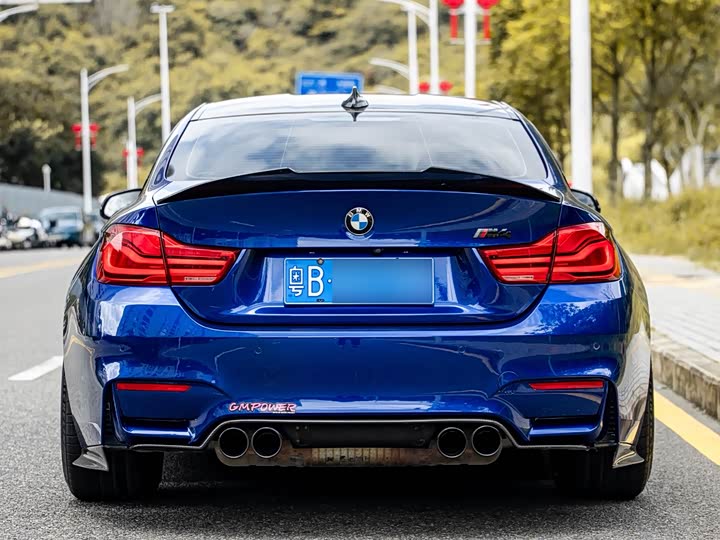 BMW M4 — фото 17