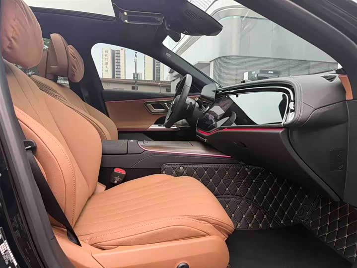 Mercedes-Benz E-Class 2025 E 300 L Luxury — фото 12