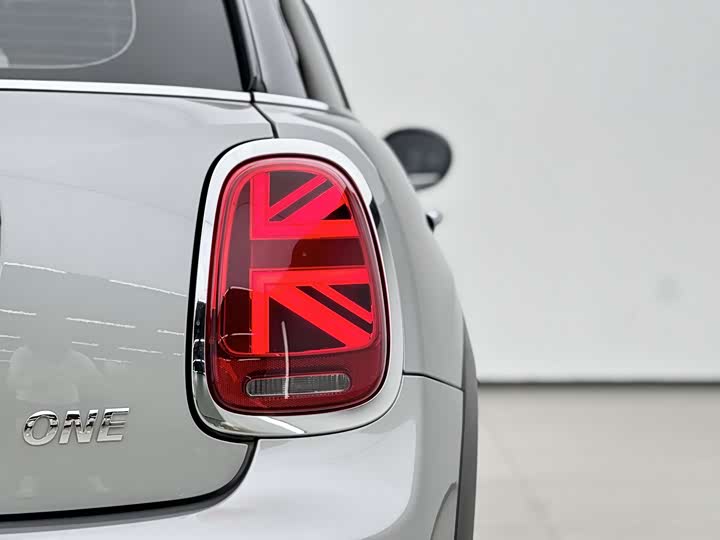 MINI Hatch — фото 16