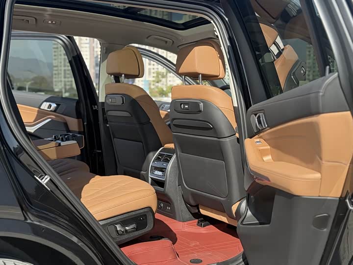 BMW X7 2023 x Drive 40i Leading — фото 8