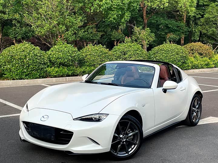 Mazda MX-5 2018 2.0 L RF — фото 1
