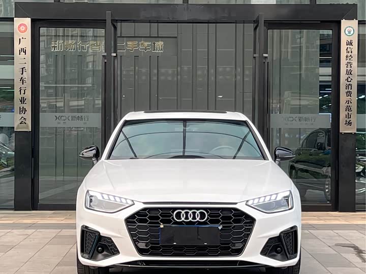 Audi A4L 2023 40 TFSI — фото 2