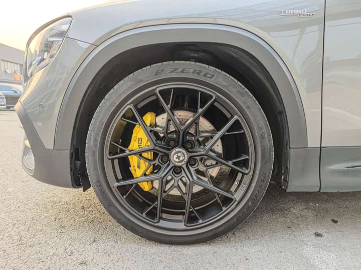Mercedes-Benz GLB 2021 AMG GLB 35 4 MATIC — фото 8