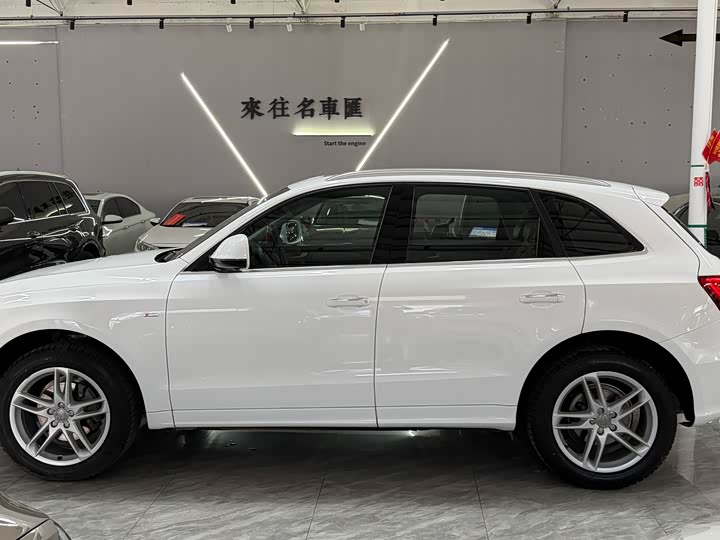 Audi Q5 2017 Plus 40 TFSI — фото 3