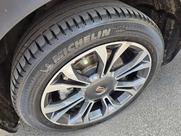 Hongqi HS5 2019 2.0 T 4 WD — фото 15